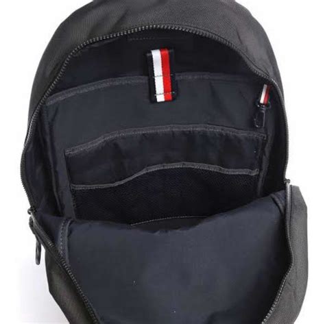 mochila da tommy hilfiger pequena original